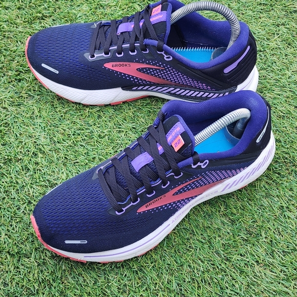 BROOKS ADRENALINE GTS 22 - Women's  Sneakers - SIZE 9B (( No Insoles)) - Picture 3 of 9